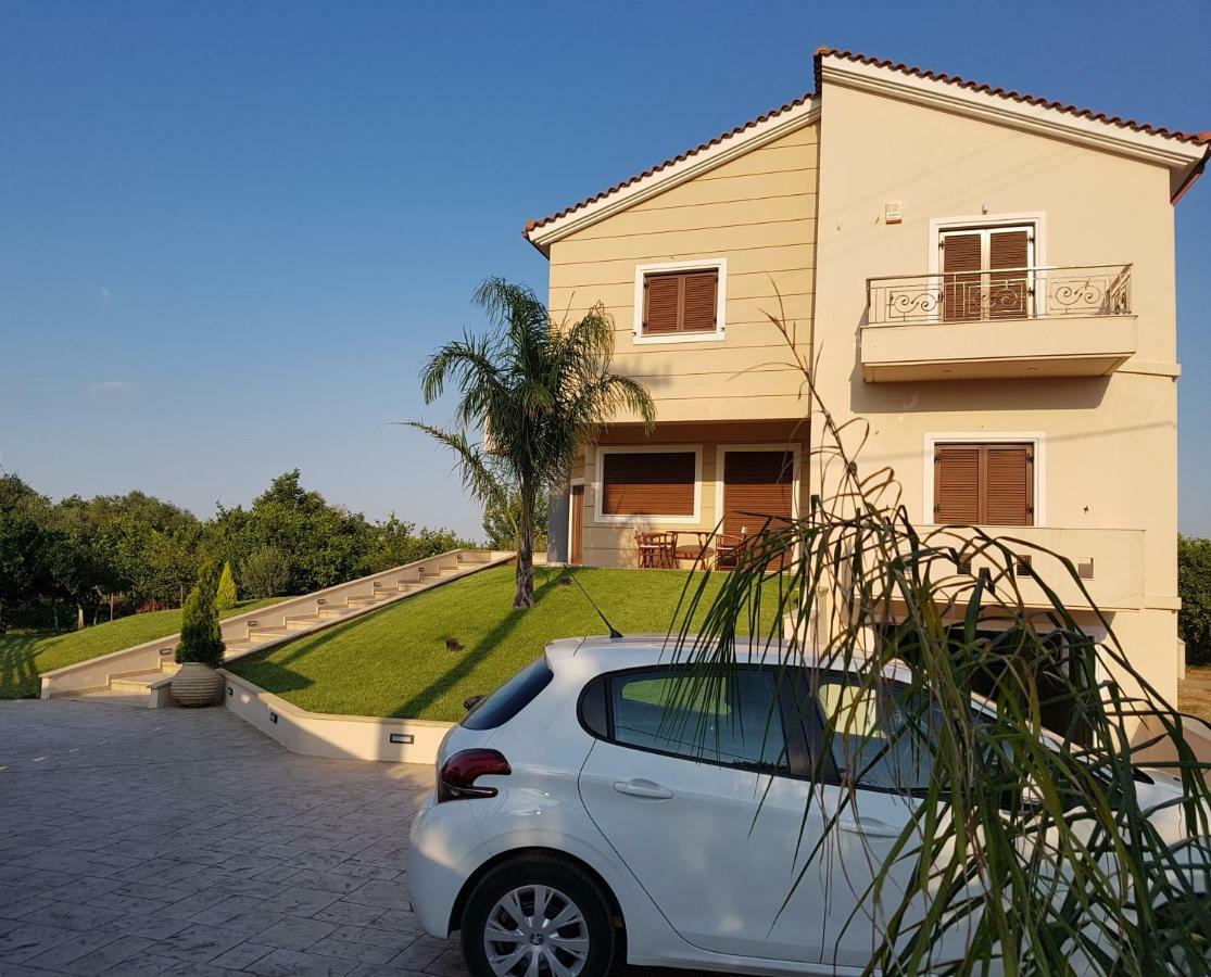 Dimitris Villa Egio Exterior foto